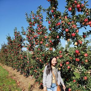 Meet your Posher, Flora